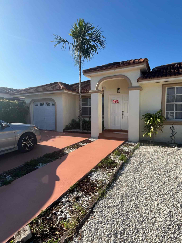 Photo - 13772 NW 6th Ln House