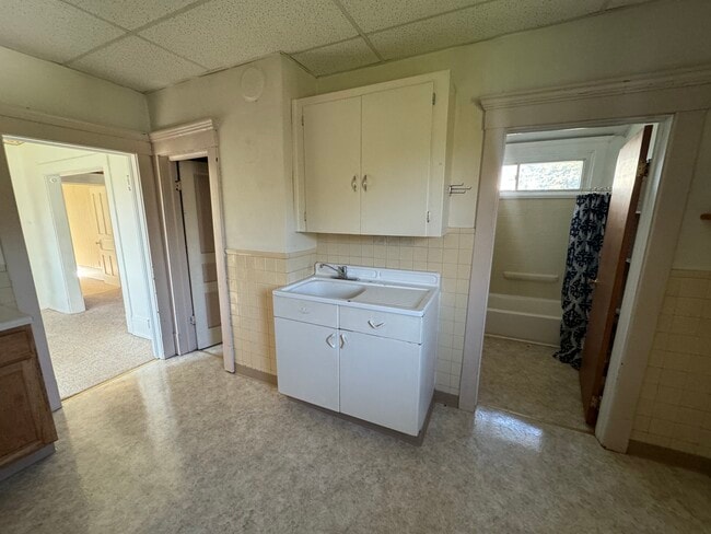 Photo - 424 Grand Ave Unit 2