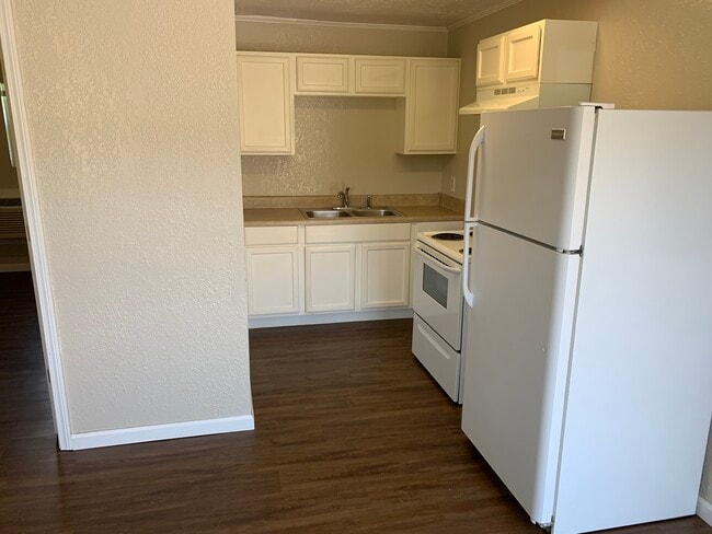 Photo - 610 Watauga Rd Unit 1