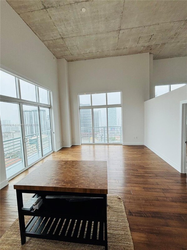 Photo - 133 NE 2nd Ave Rental