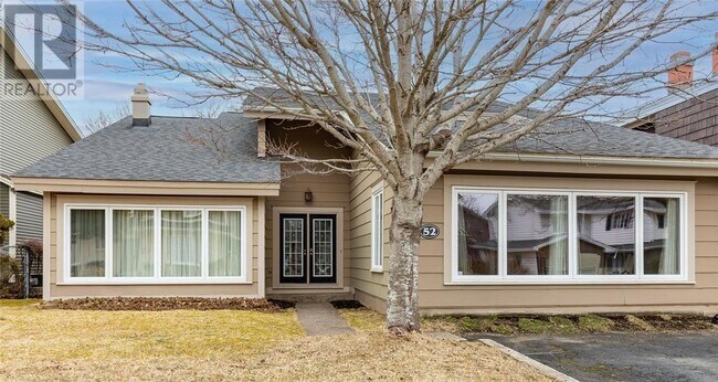 Photo - 52 Mountbatten Dr