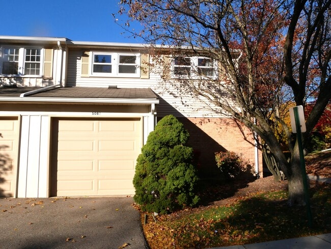 Photo - 5082 Buckingham