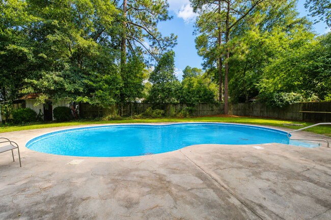 Photo - 116 Greenbriar Trail