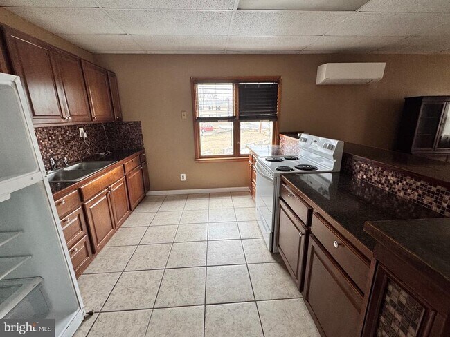 Photo - 25 E Bridge St Unit 3