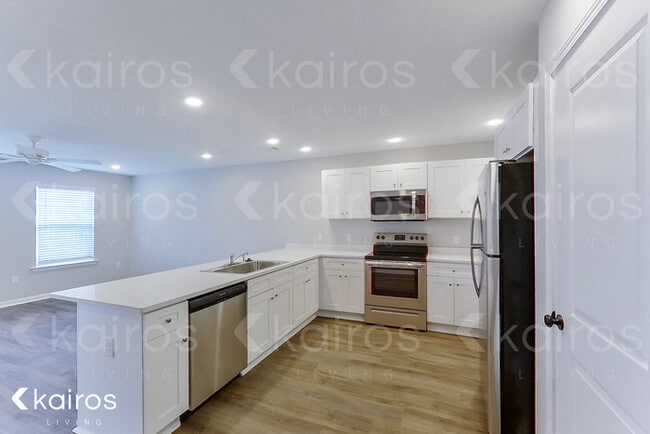 Photo - 15 Bungalow Cir