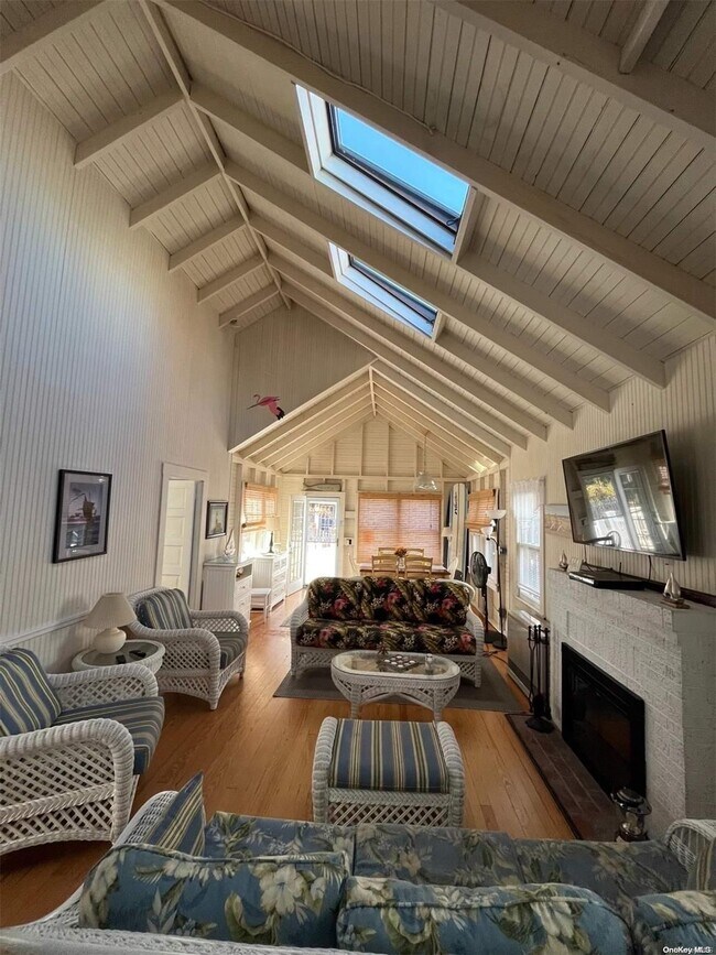 Photo - 760 Ocean Breeze Walk