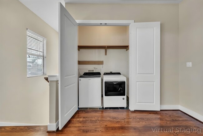 Building Photo - 1715 W 24th St