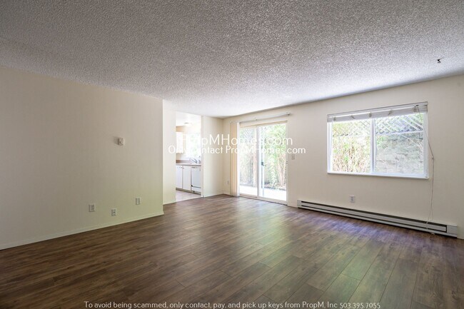 Photo - Light & Bright Two Bedroom in Multnomah Village! Unit 7640 SW 34th Avenue -  6