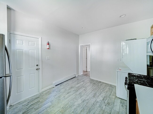 193 Clerk St
