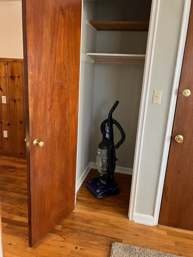 closet - 4322 Schenck Ave Unit #6