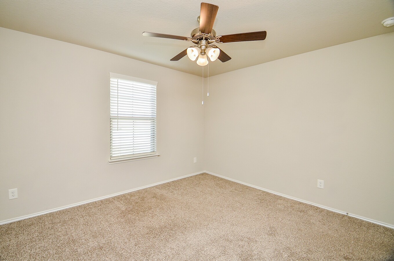 Photo - 1611 Crystal Fawn Ct