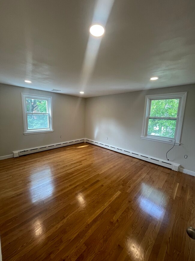 Photo - 81 Nichols Ave Unit 81