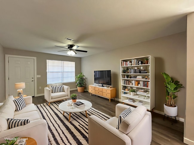 Photo - Duplex with Garage - Minutes from Downtown... Apartment Unit 504