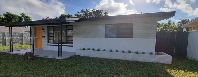 Building Photo - 2513 Island Dr Rental