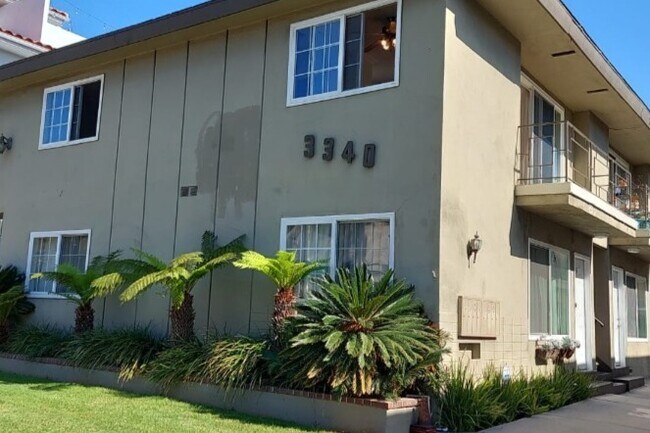 3340 Bagley Ave