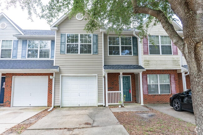 Building Photo - 268 Swaying Pine Ct Rental