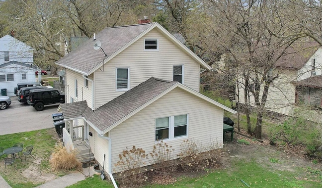 Building Photo - 645 Evergreen Ave Rental