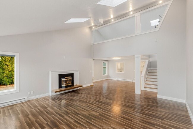 Photo - Wonderful 3BD Finn Hill Home in Kirkland with Garage!