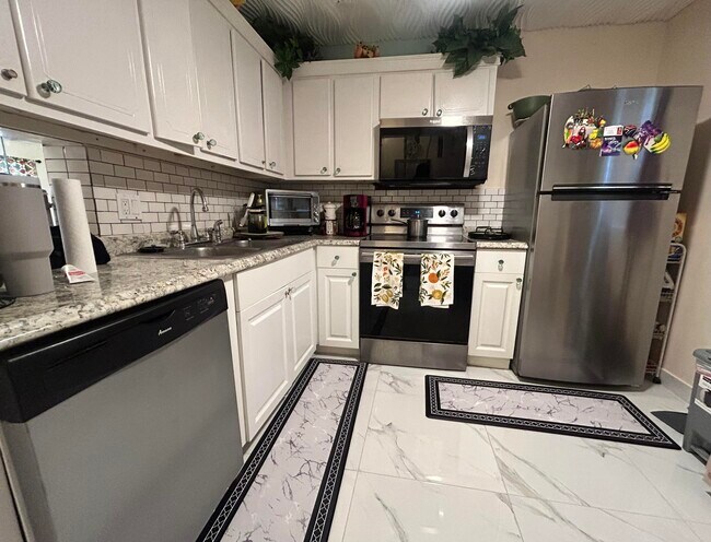 300 NE 26th Ave Unit 113