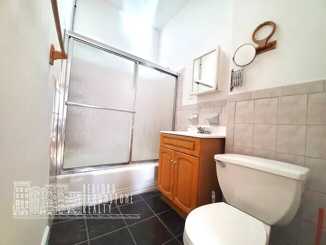 Photo - Furnished room/NOT APARTMENT Unit 2