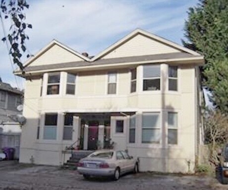 Photo - 1008 E Harrison St Unit 1008 1/2