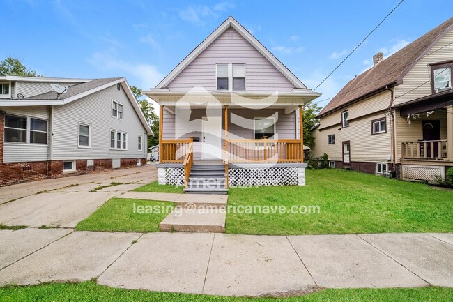 Photo - 2140 N Maryland Ave