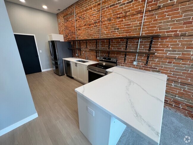 Building Photo - Jones Building Unit 3b Rental