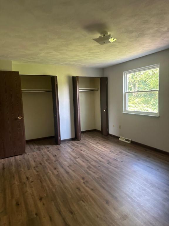 Photo - 2025 Denning Way