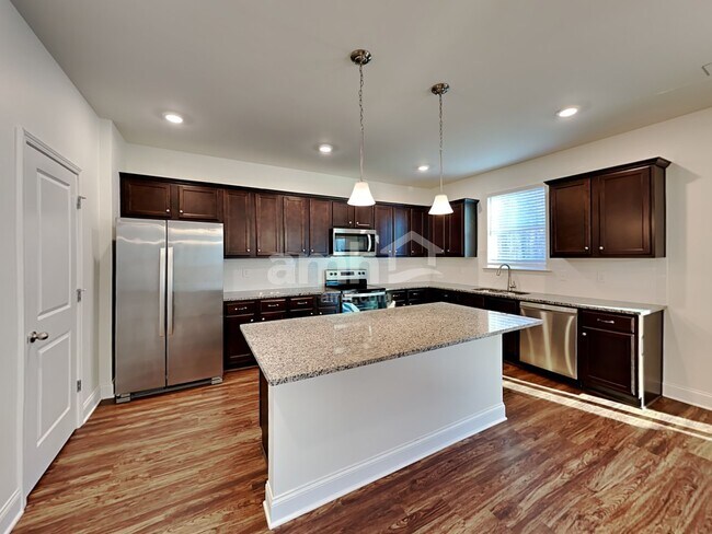 Photo - 1340 Ashlyn Ct