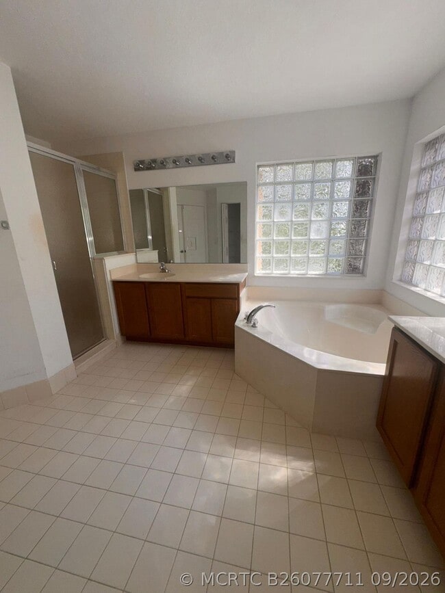 1309 Alicante Ct