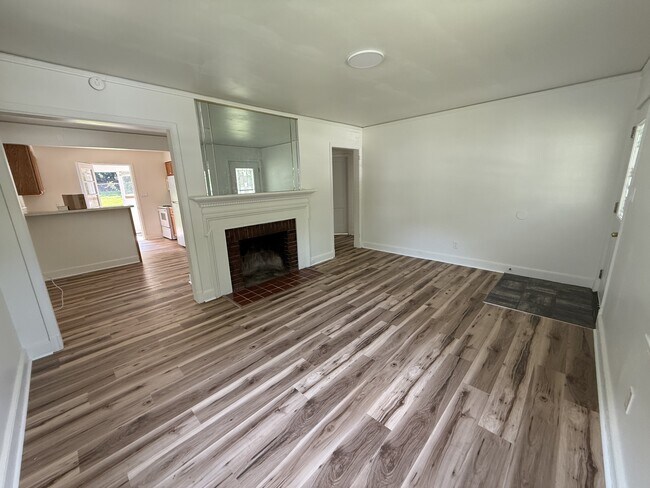 Photo - 1302 Highland Ave