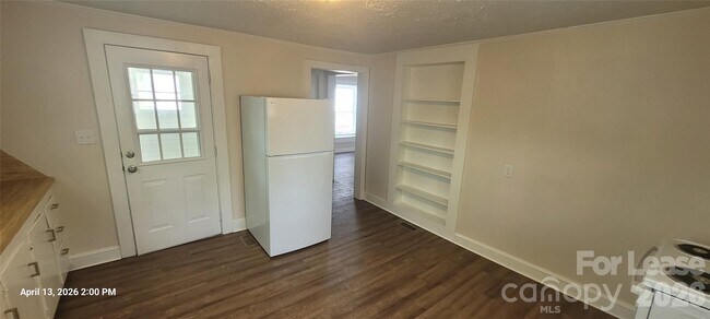 Photo - 804 Klondale Ave