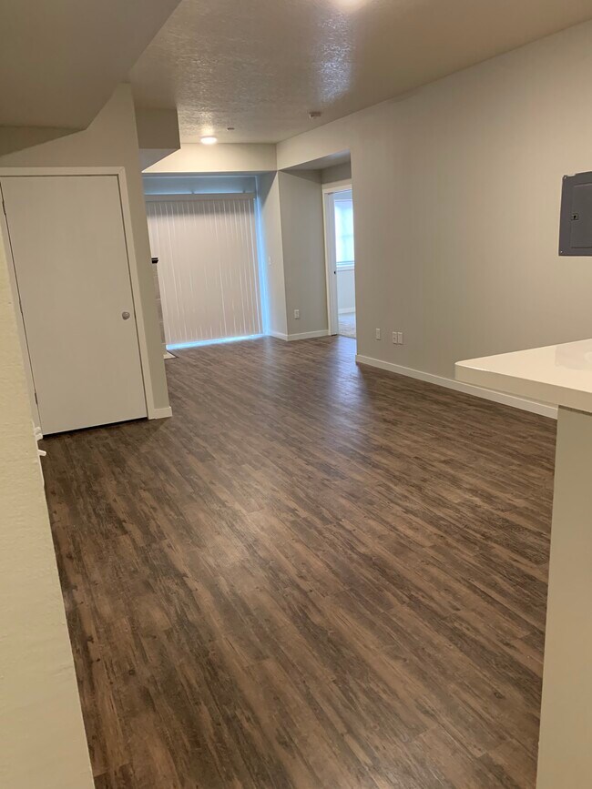 Photo - 512 S Dubuque St