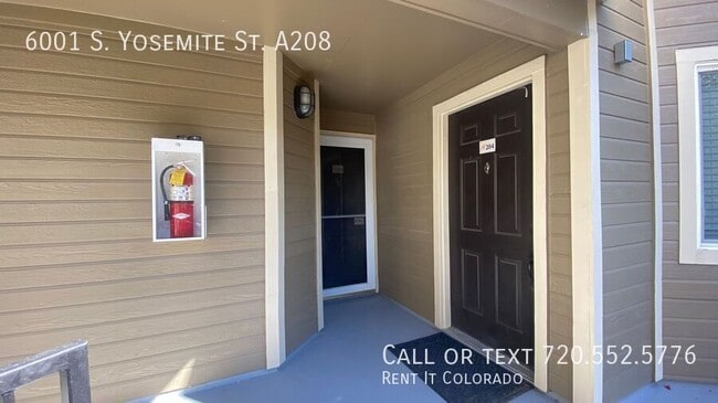 Photo - 6001 S Yosemite St