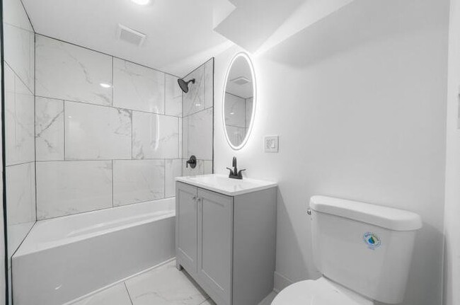 322 S Kostner Ave Unit G