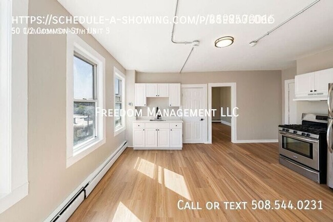 Photo - 50 1/2 Common St-Unit 3 Unit 3