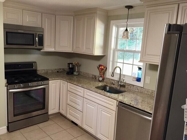 Photo - 22 Sunrise Dr