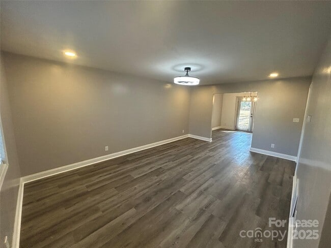 Photo - 9156 Black Heath Cir