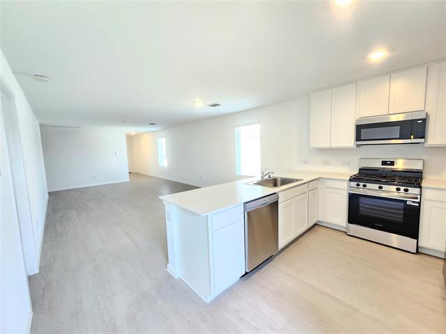 Photo - 2213 Neyland Dr
