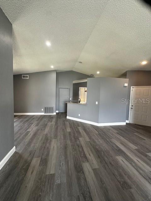Photo - 3039 Stillwater Dr
