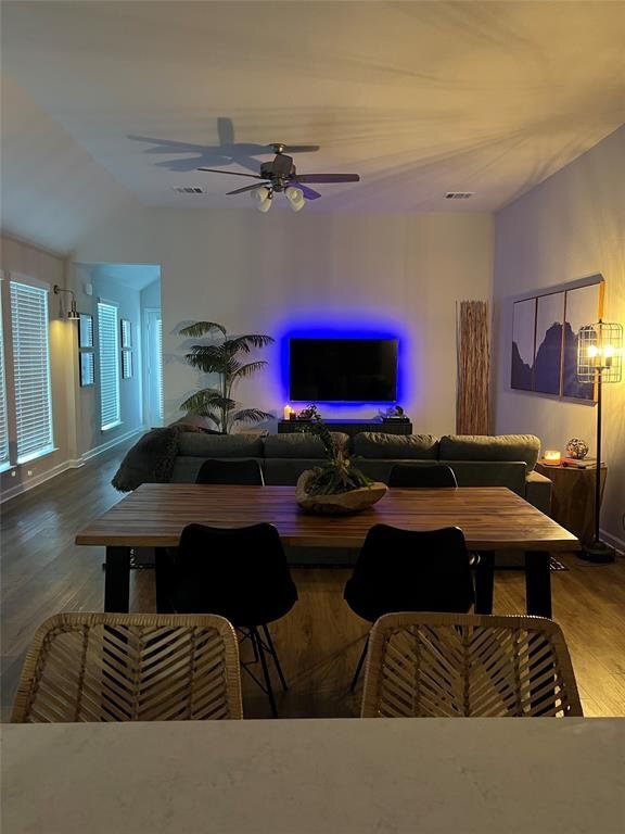 Photo - 428 Los Olives Ln