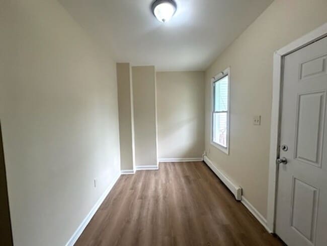 Photo - 532 Livingston St Unit Apt 1