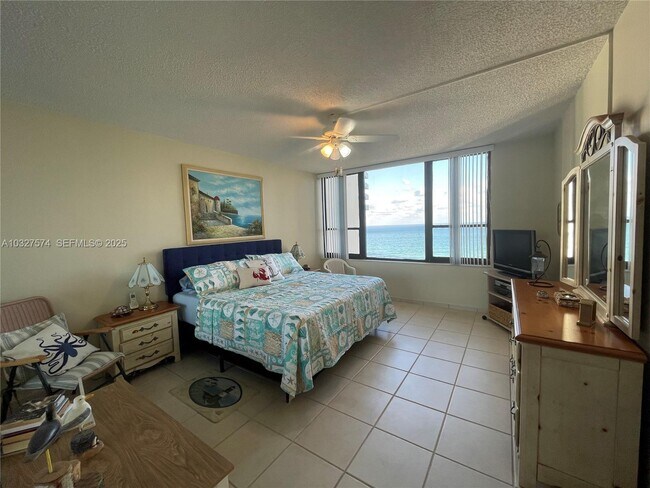 Photo - 3505 S Ocean Dr Unit 921
