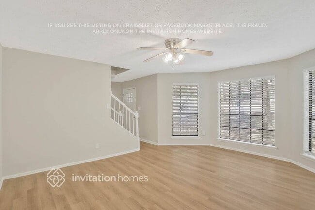 Photo - 5231 Mainstreet Park Dr