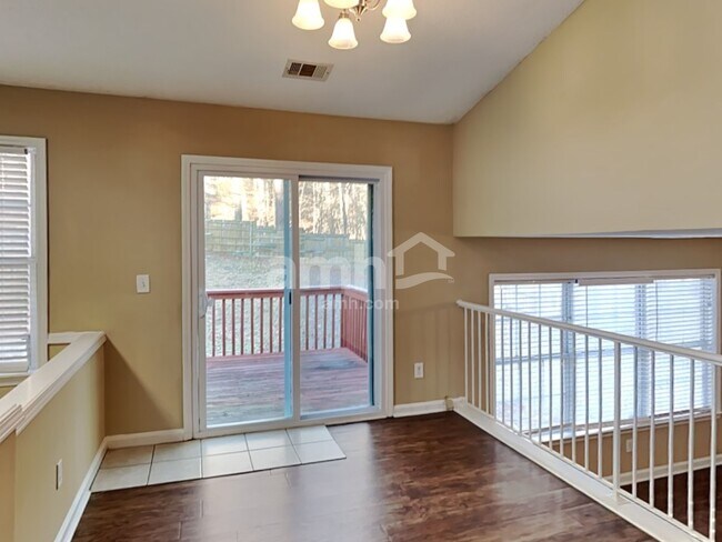 Photo - 214 Creel Chase NW House