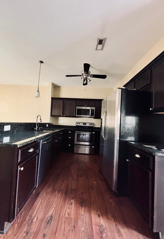 Photo - 2300 Chavis Dr