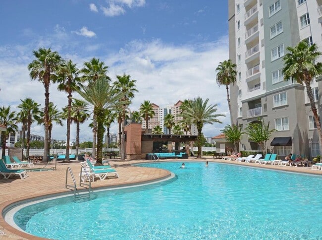 Photo - 7389 Universal Blvd Unidad 303