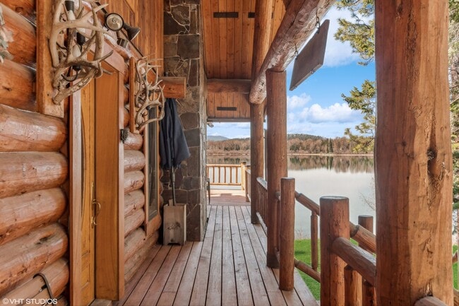 Photo - Point of Pines