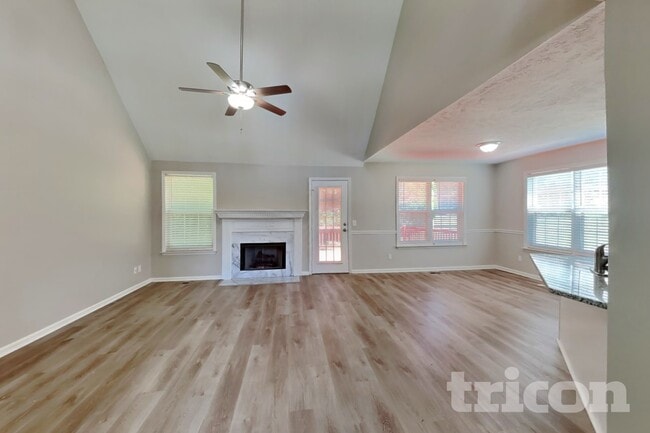Photo - 800 Chaney Woods Dr