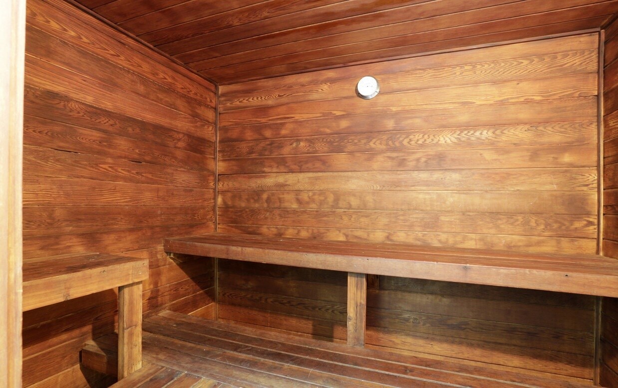 Photo - 443 E Ohio St